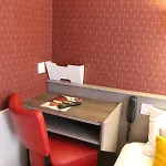Crocus Memorial Hotel