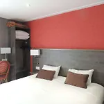 Crocus Memorial Hotel