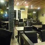 Crocus Memorial Hotel 2*