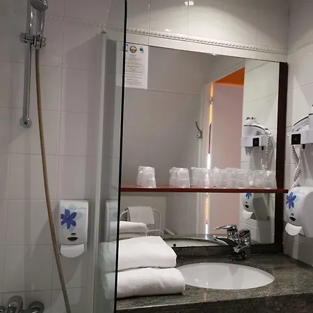 Hotel Crocus Memorial