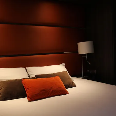 Hotel Crocus Mémorial