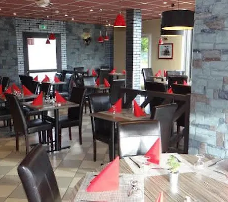 Hotel Crocus Mémorial Caen