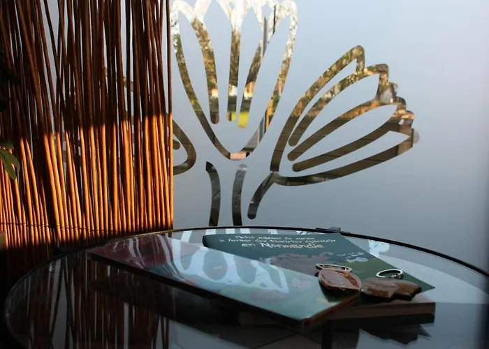 Crocus Memorial Hotell