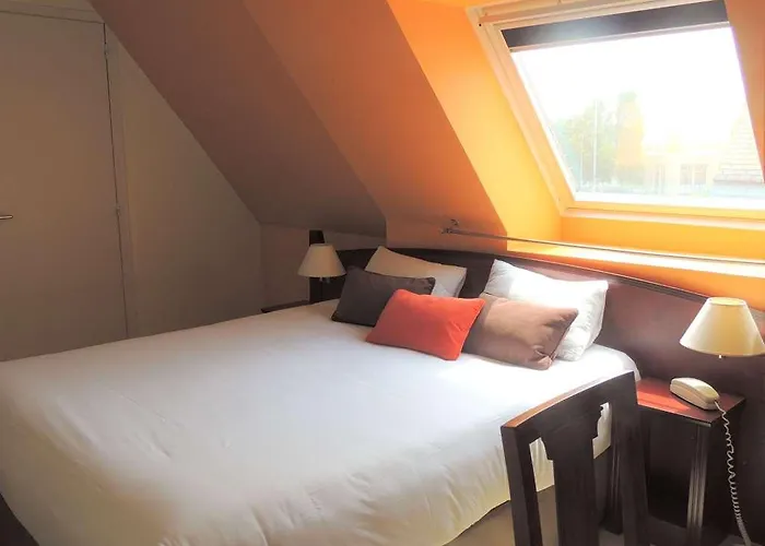 Crocus Memorial 2* Caen