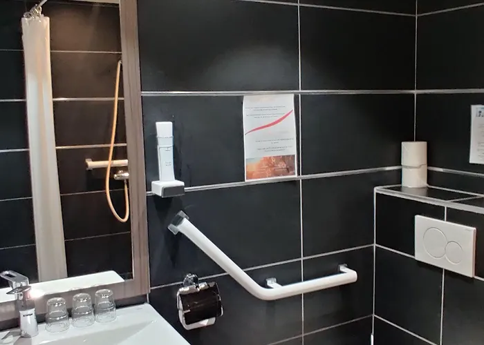 Crocus Memorial Caen