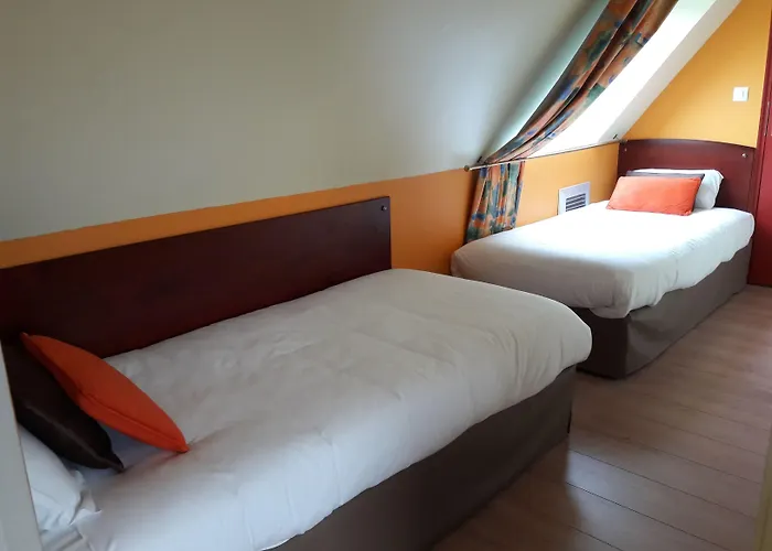 Hotel Crocus Memorial