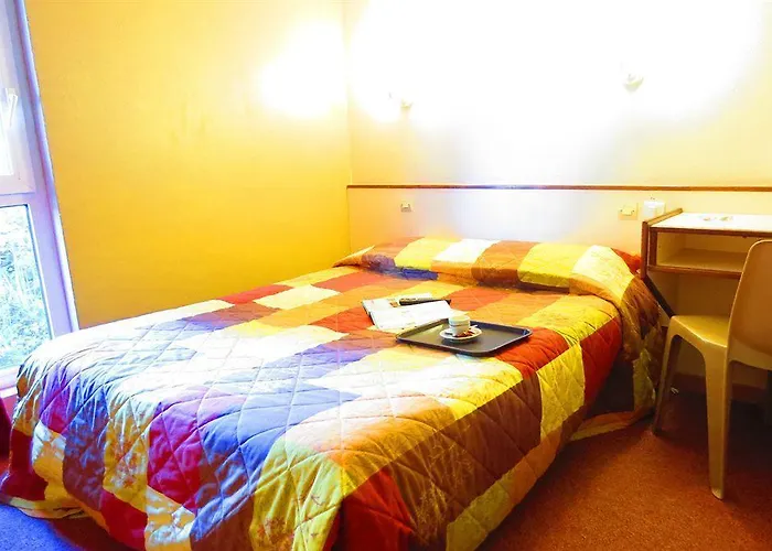 Crocus Memorial 2* Caen