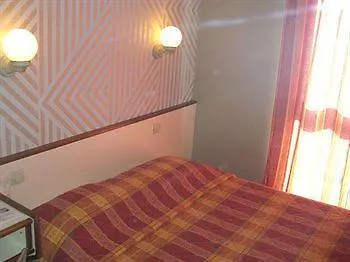 Crocus Memorial Caen