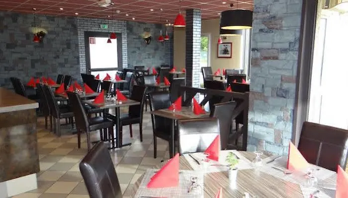 Hotel Crocus Memorial Caen